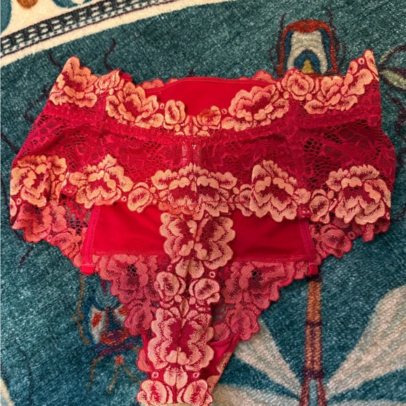 Red Lace Floral Negligee and High-Waisted Panties - Picture 4 of 5